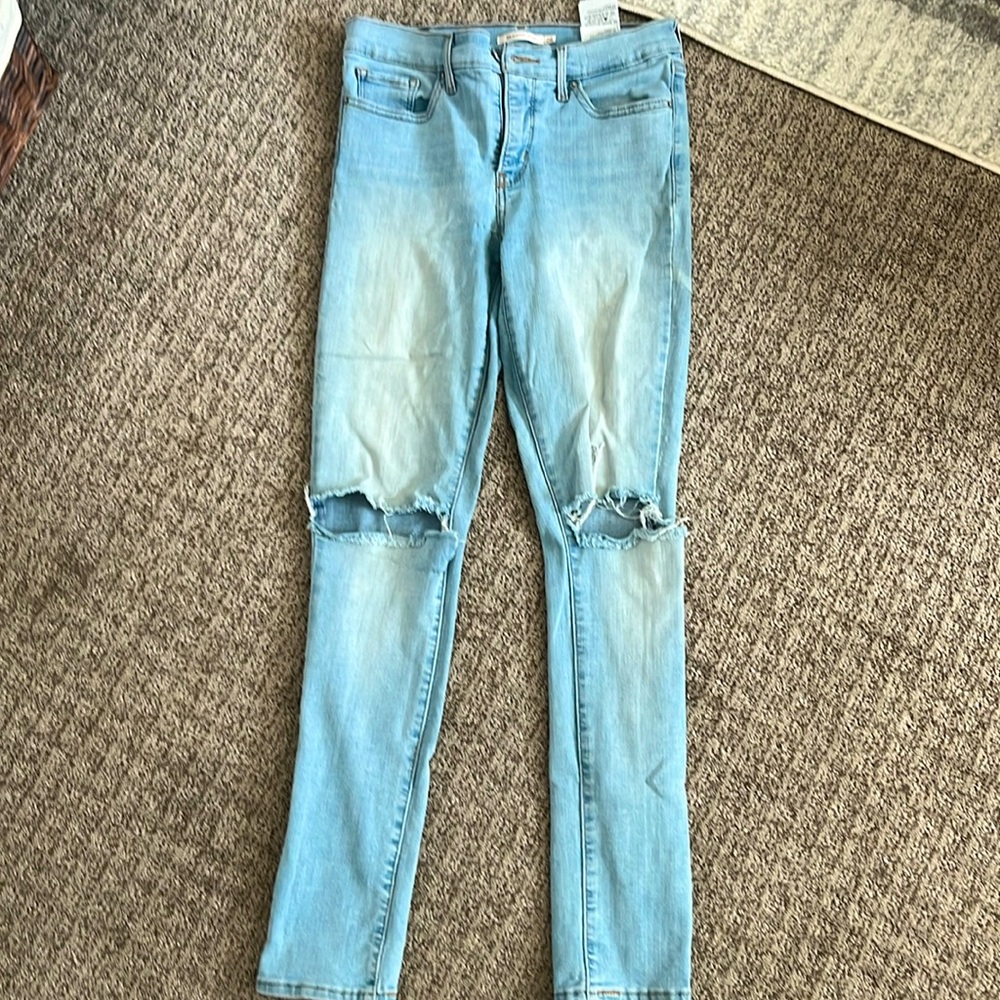 Levi jeans for women size 28